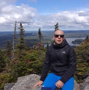 Meet your Posher, Simon